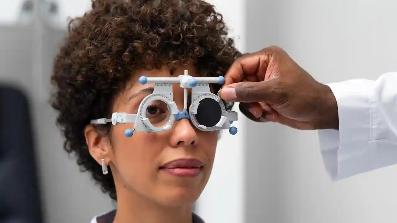 Complete Eye Examination and Vision Test